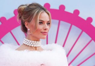Barbie: H Margot Robbie αποκαλύπτει ποιο ήταν το πρώτο πράγμα που έκανε όταν έβγαλε λεφτά