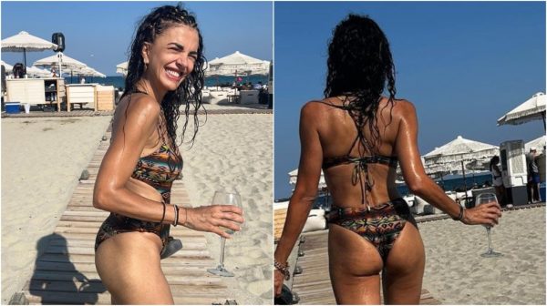 Μαρία Σολωμού: Ποζάρει με μαγιό από την παραλία