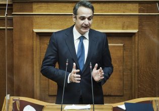 Τα έκτακτα «δώρα», οι «5 Ελλάδες», το πολιτικό Κέντρο – Όλα τα μηνύματα του Μητσοτάκη στις προγραμματικές δηλώσεις