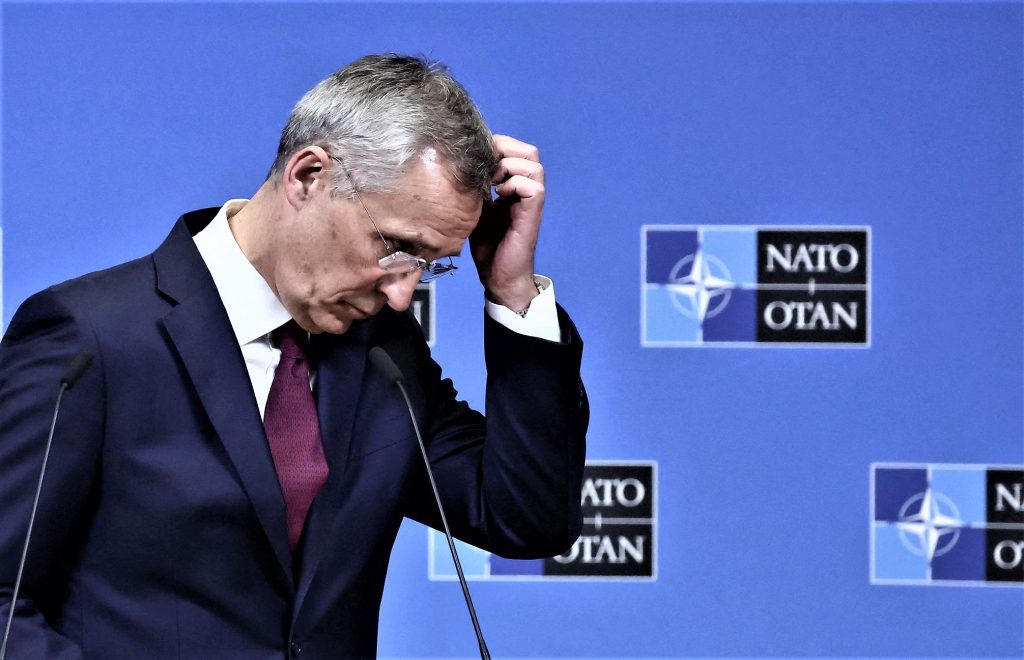 Ρωγμές στο ΝΑΤΟ: Τα παιχνίδια του Ερντογάν και οι βόμβες διασποράς του Μπάιντεν