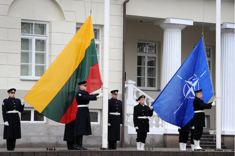 ΝΑΤΟ: Τι να (μην) περιμένουμε από τη Σύνοδο Κορυφής στο Βίλνιους