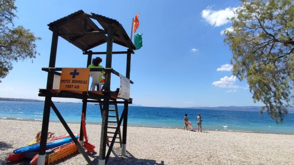 Με ναυαγοσώστες παραλίες του Δήμου Ωρωπού
