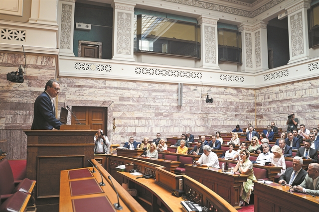 ΣΥΡΙΖΑ: 47 ξένοι στην ίδια ομάδα