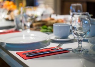 Taste Atlas: Ποιο ελληνικό φαγητό βρίσκεται στα 50 χειρότερα του κόσμου – Είναι πιο κάτω ακόμα και από μυρμήγκια!