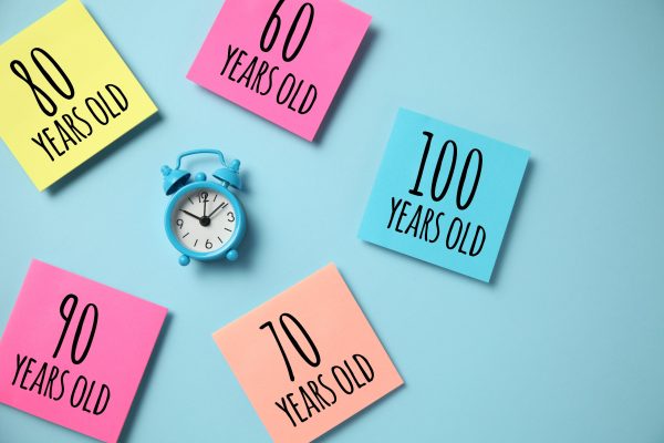 Ερευνητής μακροζωίας λέει ότι έγινε… 10 χρόνια νεότερος – Τα 6 «μυστικά» του