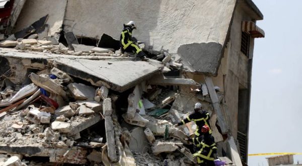 Καμερούν: Τουλάχιστον 12 νεκροί από κατάρρευση πολυκατοικίας