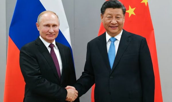 ΗΠΑ: Η στήριξη της Κίνας περιόρισε τον αντίκτυπο των δυτικών κυρώσεων στη Ρωσία