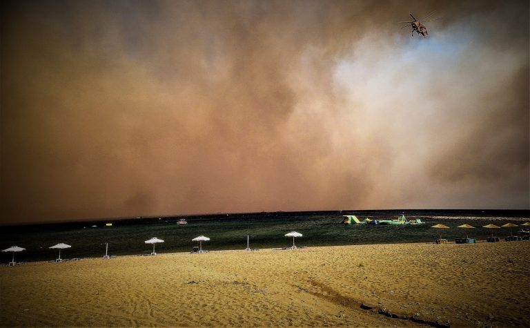 Καύσωνας: Συνήθισέ το, έτσι θα είναι τα καλοκαίρια