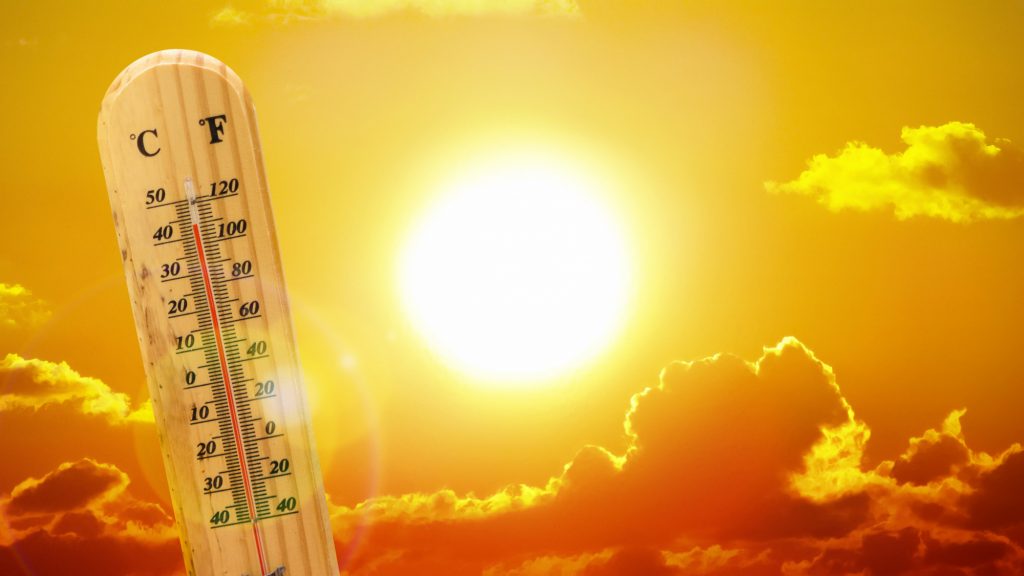 Καύσωνας Κλέων: Συστάσεις της Πολιτικής Προστασίας – Πώς θα προστατευτείτε από τη ζέστη