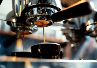 Μηχανή του καφέ: Ο απόλυτος οδηγός για τη συντήρησή της