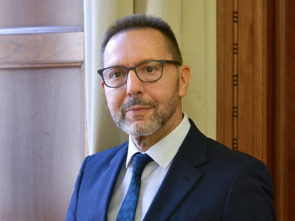 Στουρνάρας: Ελληνική οικονομία και τράπεζες δεν είναι πια τα «μαύρα πρόβατα» της Ευρώπης