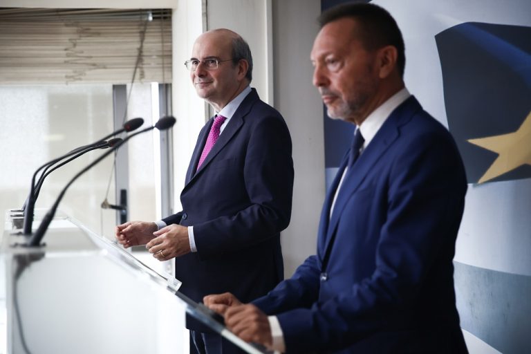 Τι συζήτησαν Χατζηδάκης – Στουρνάρας για επιτόκια και οικονομία