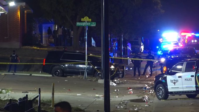 Μακελειό στο Τέξας: Νεκροί και τραυματίες μετά από πυροβολισμούς σε πάρκινγκ