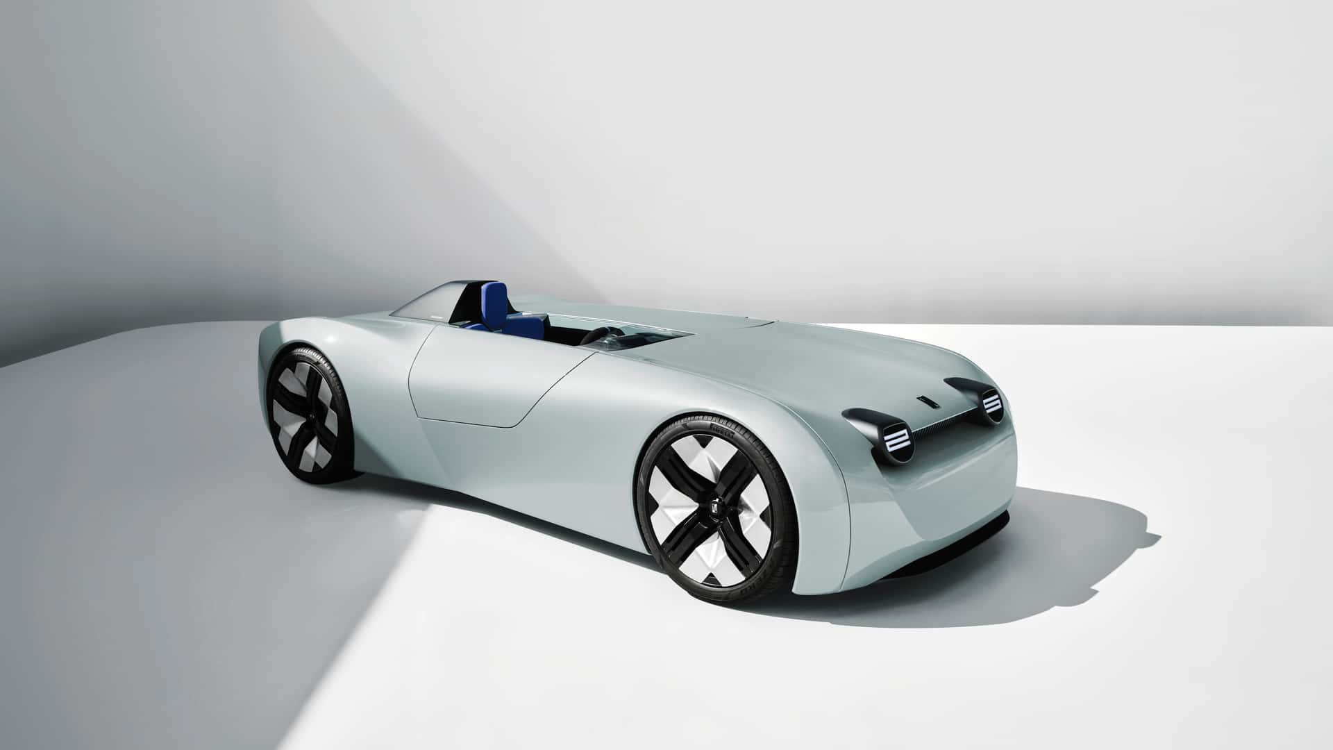 Triumph TR25: Αναβιώνοντας ένα θρίαμβο