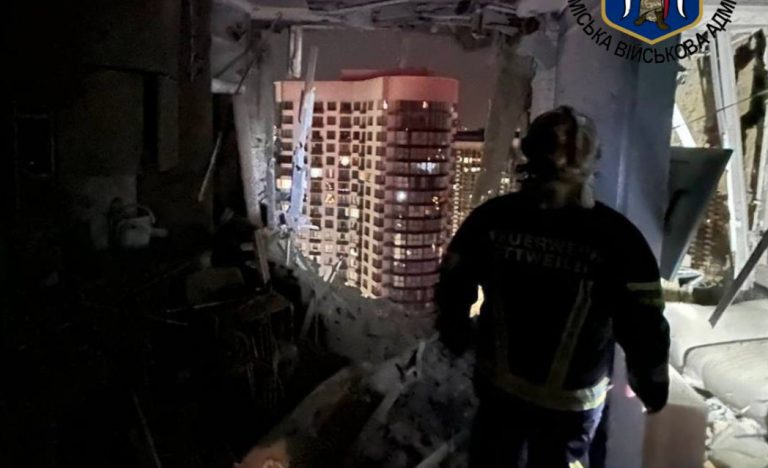 Ουκρανία: Τουλάχιστον 1 νεκρός από τις ρωσικές αεροπορικές επιθέσεις για 3η συνεχόμενη νύχτα