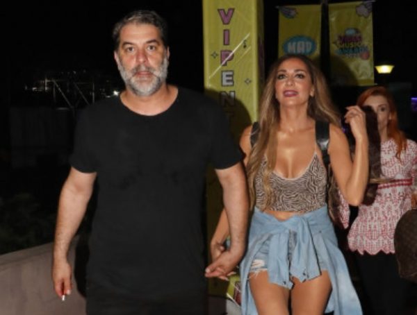 Δέσποινα Βανδή – Βασίλης Μπισμπίκης: Νέα δημόσια εμφάνιση για το ζευγάρι – Μαζί τους και η Μελίνα Νικολαΐδη