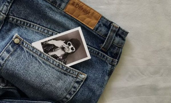 «Ο συσχετισμός με την κοινωνική τάξη είναι ενσωματωμένος στα τζιν»