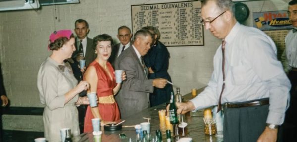 Τι έκαναν οι άνθρωποι πριν από τα smartphones;