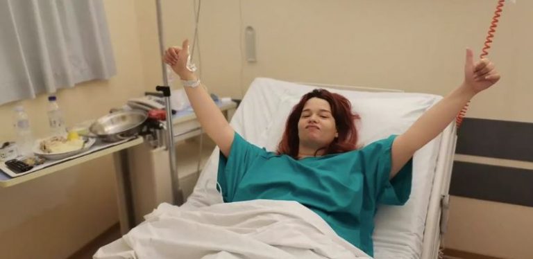 «Διαγνώστηκα με θηλώδη κακοήθεια στον θυρεοειδή» – Μια ανάρτηση που ενημερώνει σωστά