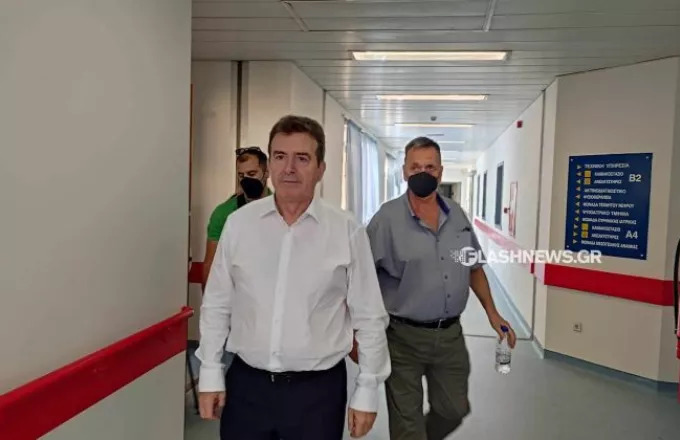 Στο νοσοκομείο Χανίων ο υπουργός Υγείας Μιχάλης Χρυσοχοΐδης