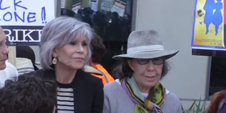 160.000 ηθοποιοί πρόκειται να ακινητοποιήσουν τo Χόλιγουντ