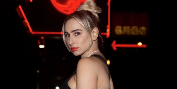 Η Ελληνίδα Kid Moxie συνεργάζεται με τους Depeche Mode