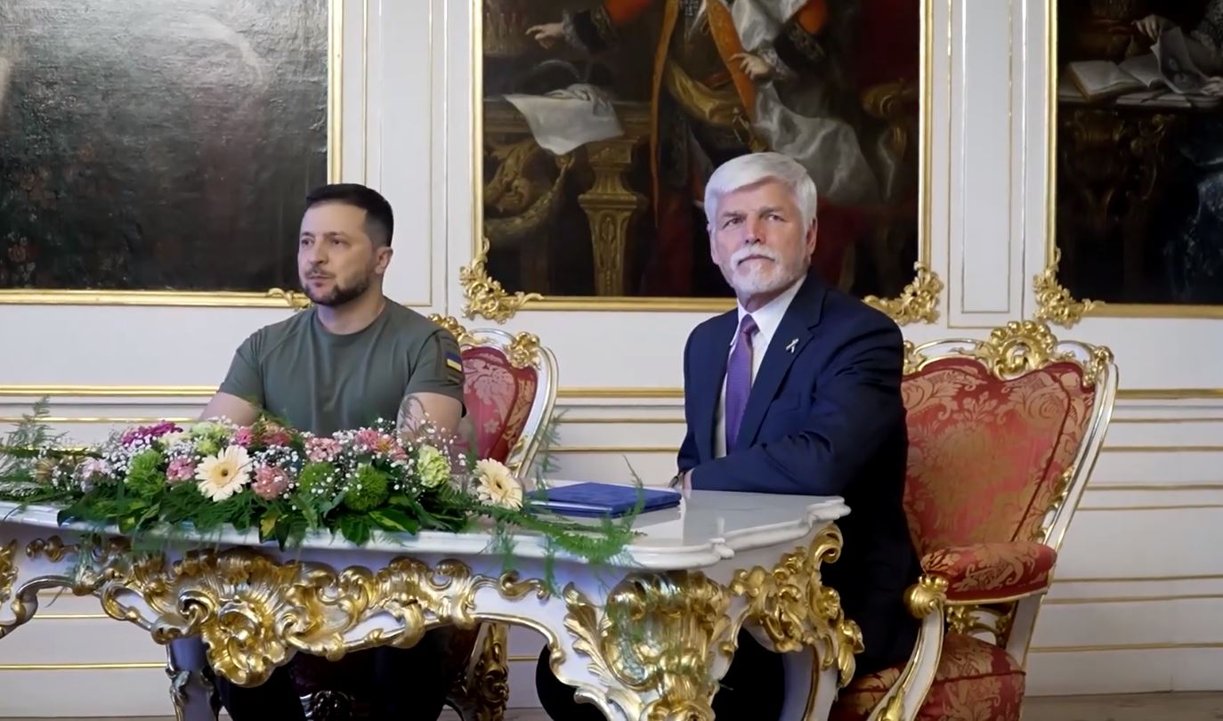 Στην Τσεχία ο Ζελένσκι: «Η Ουκρανία μπορεί να υπολογίζει στην υποστήριξή μας» δηλώνει ο πρόεδρος Πάβελ