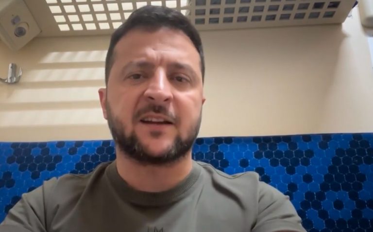 Ζελένσκι προς Ουκρανούς: «Ποτέ πριν δεν είχαμε τέτοια βάση ασφαλείας» από το ΝΑΤΟ