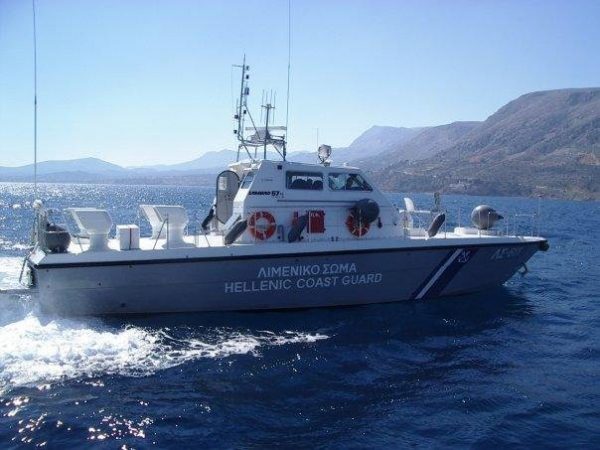 Μετανάστες: Σκάφος με 14 επιβαίνοντες εντοπίστηκε στα ανοιχτά της Ρόδου – Συνελήφθη ο 31χρονος χειριστής
