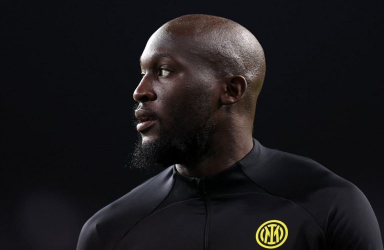 Τα… έβαλαν με τον Λουκάκου οι οργανωμένοι της Ίντερ