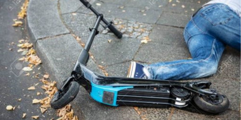 Θρήνος στον Βόλο για την 20χρονη Δέσποινα – Σκοτώθηκε όταν έπεσε με ηλεκτρικό ποδήλατο σε βράχο