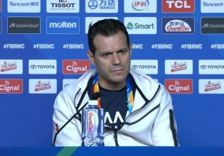 Συγκινεί ο Ετεοκλής Παύλου: «Η κόρη μου για πρώτη φορά μου ζήτησε να βγάλω το πρόσθετο μέλος»