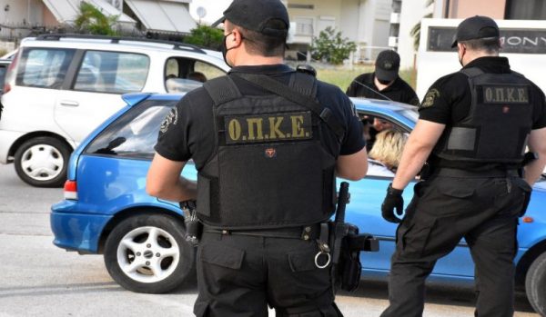 Ασπρόπυργος: Επίθεση από αγνώστους δέχθηκαν αστυνομικοί – Έξι τραυματίες