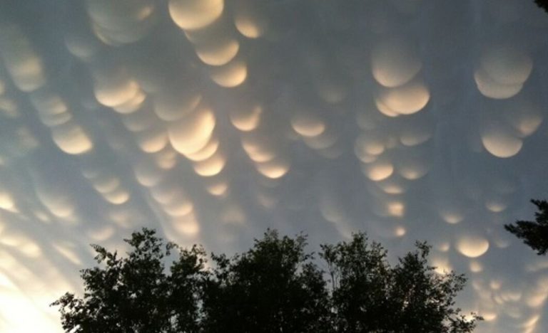 Κίνα: Δέος προκαλούν οι εικόνες με την εμφάνιση των σύννεφων mammatus