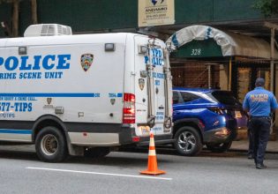 Νέα Υόρκη: Μαχαίρωσε μέχρι θανάτου τη γυναίκα του, σκότωσε τα παιδιά του και αυτοκτόνησε