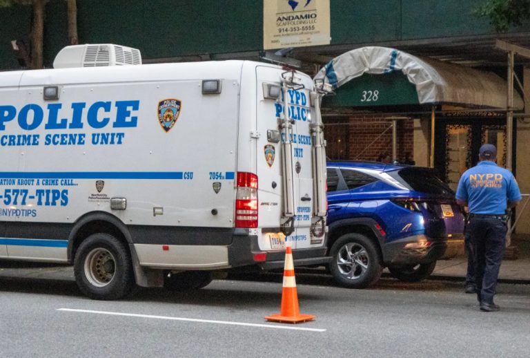 Νέα Υόρκη: Μαχαίρωσε μέχρι θανάτου τη γυναίκα του, σκότωσε τα παιδιά του και αυτοκτόνησε