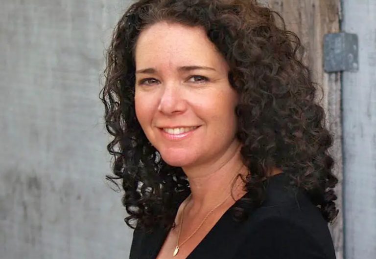 «Πεθαίνω στα 49 μου χωρίς να μετανιώνω για τον τρόπο που έζησα»