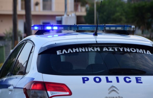 Ασπρόπυργος: Ισχυρή έκρηξη έξω από οικία- Ζημιές σε 5 σπίτια και 10 αυτοκίνητα