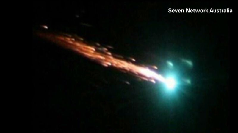 Βίντεο: Συντρίμμια ρωσικού πυραύλου έφεραν υπερθέαμα στον αυστραλιανό ουρανό
