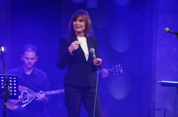 Λιζέτα Νικολάου: Το πραγματικό όνομα, οι συνεργασίες με κορυφαίους δημιουργούς και ο γάμος με τον Λιάνη