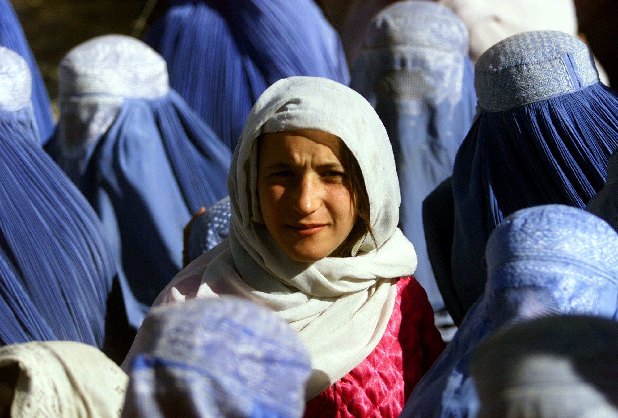 Αφγανιστάν: Αυξάνονται ανησυχητικά οι αυτοκτονίες γυναικών για να γλιτώσουν από τους Ταλιμπάν