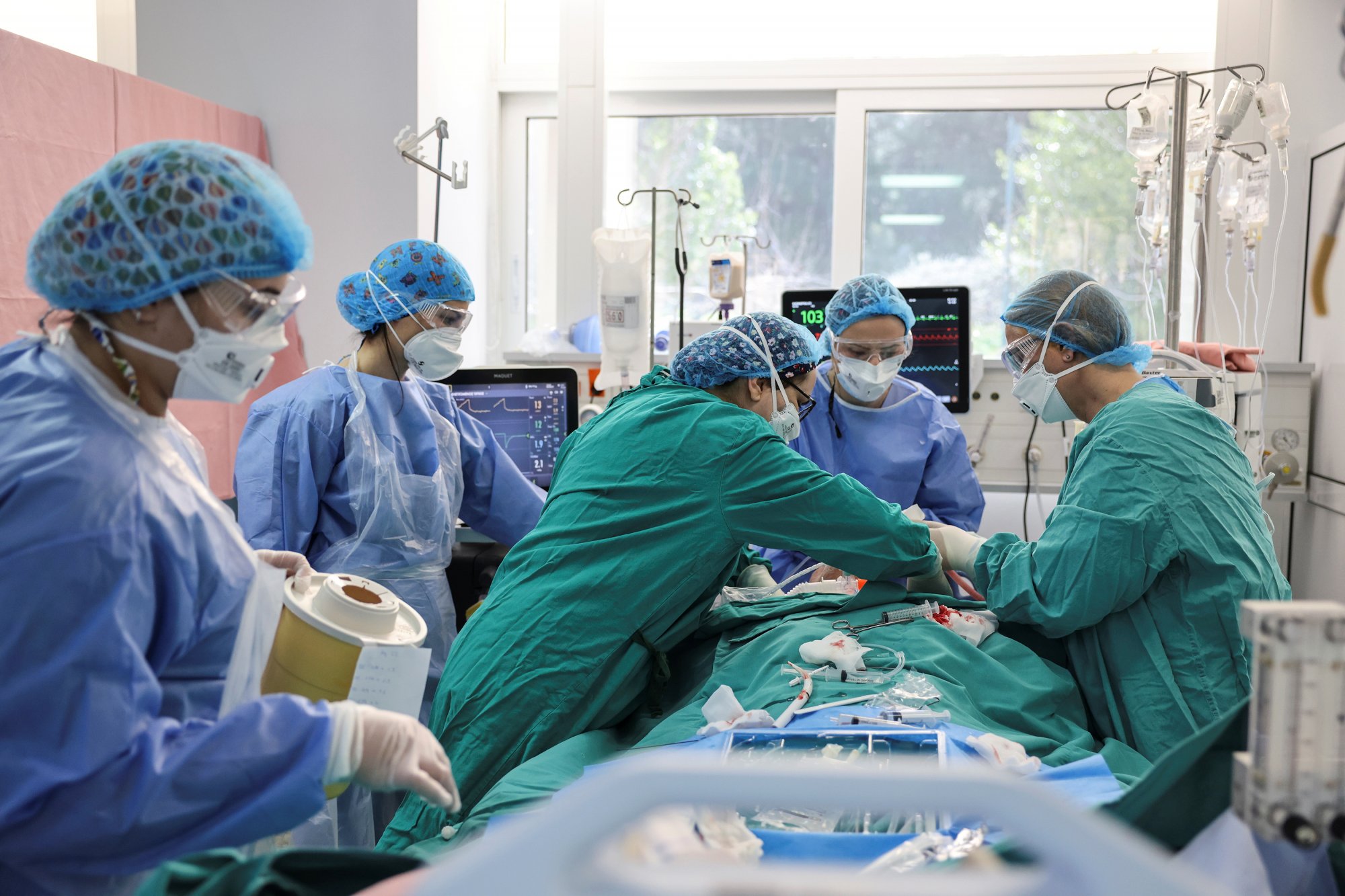 Κοροναϊός: Οι νοσηλείες σε ΜΕΘ στα χαμηλότερα επίπεδα από την αρχή της πανδημίας