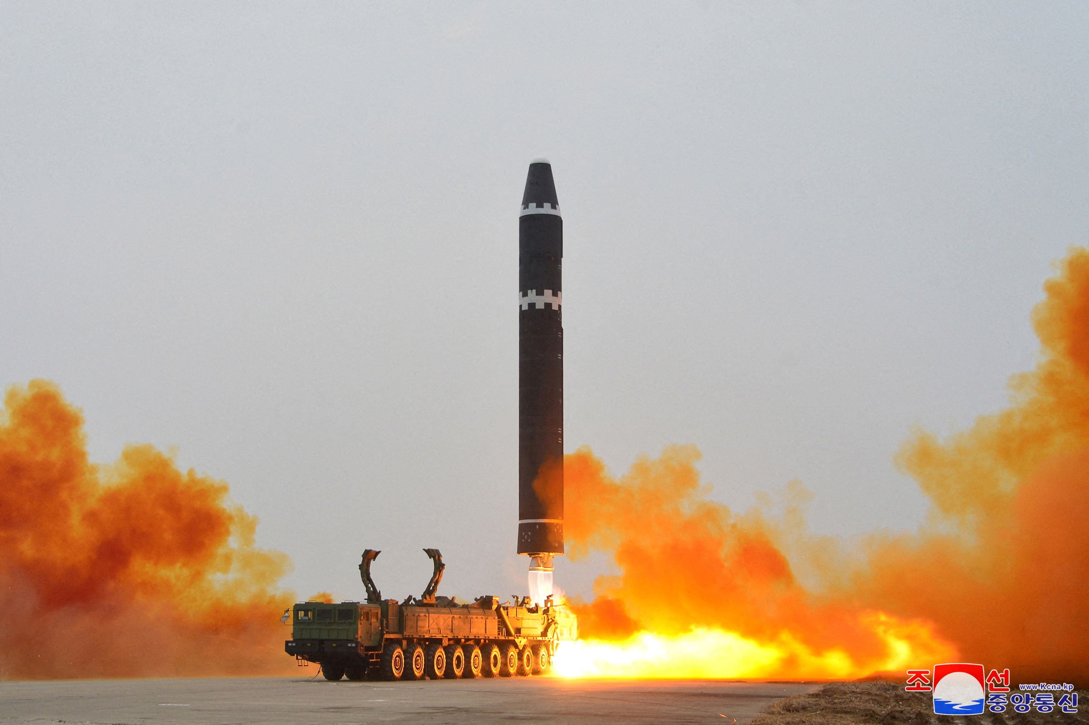 Χάκερ της Β.Κορέας ίσως έκλεψαν τα σχέδια προηγμένων ρωσικών πυραύλων