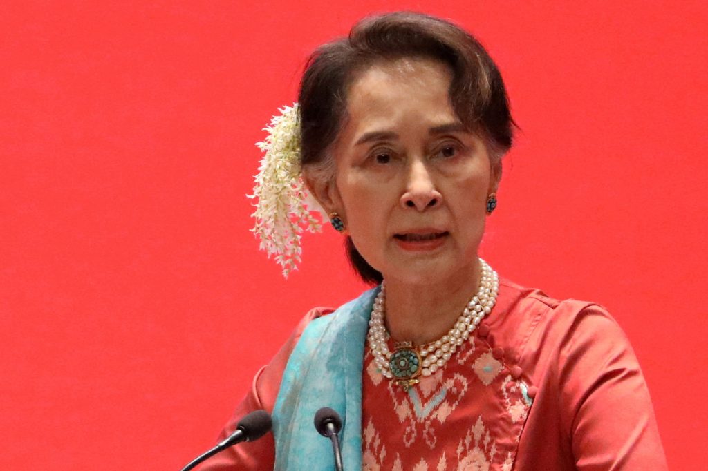 Μιανμάρ: Μερική χάρη δόθηκε στην Αούνγκ Σαν Σου Τσι – Μειώθηκε η ποινή της