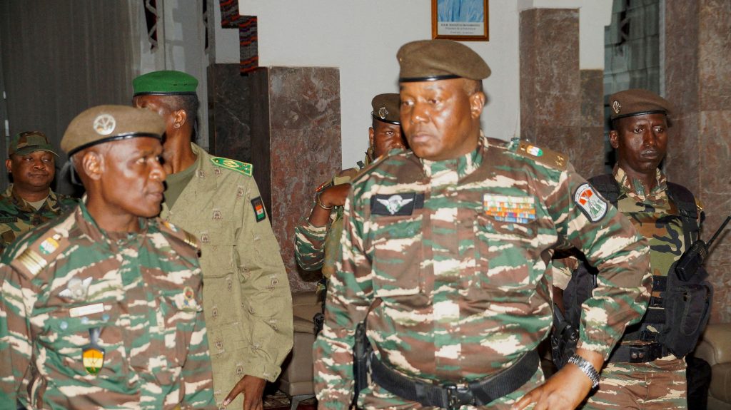 Πραξικόπημα στο Νίγηρα: Το στρατιωτικό καθεστώς σχηματίζει κυβέρνηση