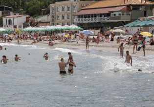 Ουκρανία: Ανοικτή η πρόσβαση στις παραλίες της Οδησσού