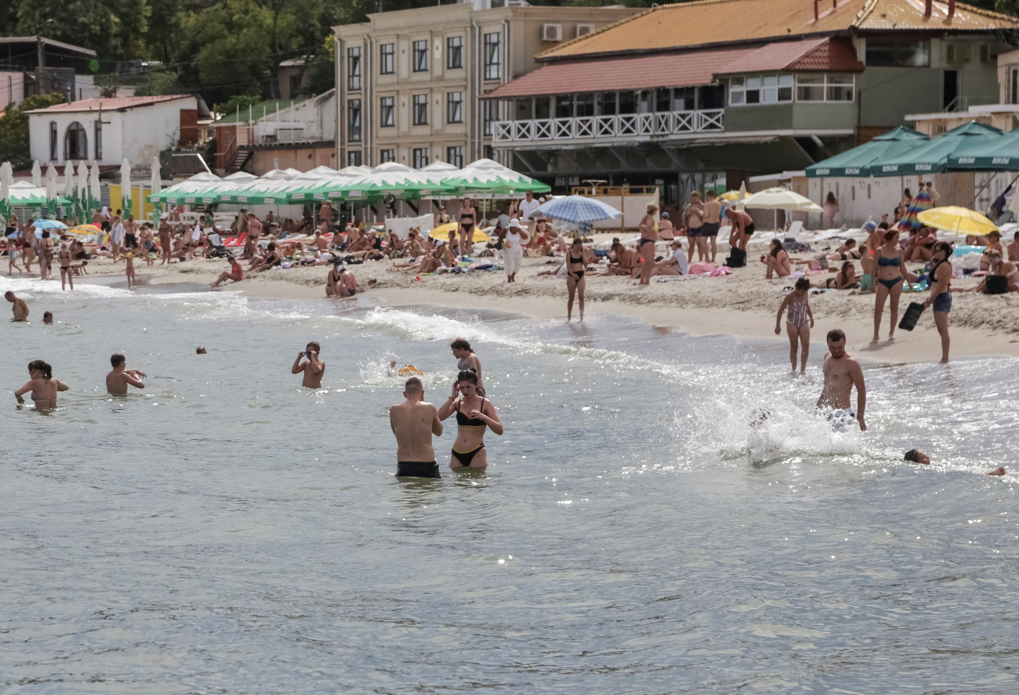 Ουκρανία: Ανοικτή η πρόσβαση στις παραλίες της Οδησσού