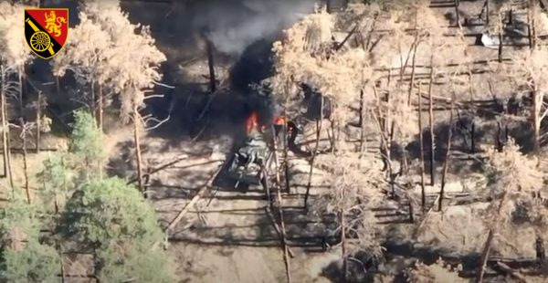 Πόλεμος στην Ουκρανία: Επέστρεψε η κατάρα του Αυγούστου στη Ρωσία;