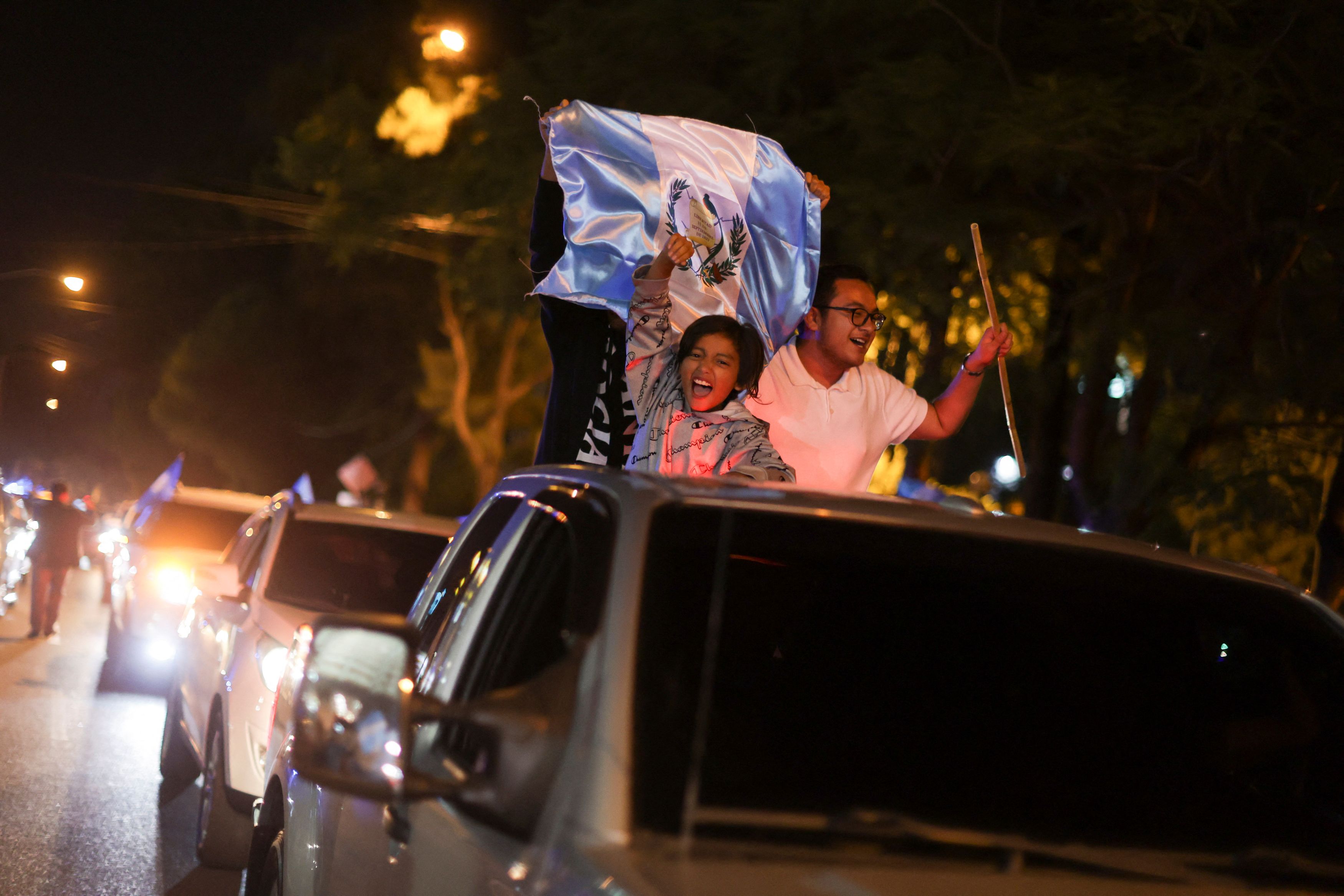 Εκλογές στη Γουατεμάλα: Ο Μπερνάρντο Αρέβαλο ο νέος πρόεδρος της χώρας - Το προφίλ του σοσιαλδημοκράτη που αποδείχθηκε φαβορί