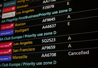 Έπεσε και στην Ιταλία το σύστημα εναέριας κυκλοφορίας μετά τη Βρετανία – Καθυστερήσεις και ακυρώσεις πτήσεων σε όλη την Ευρώπη